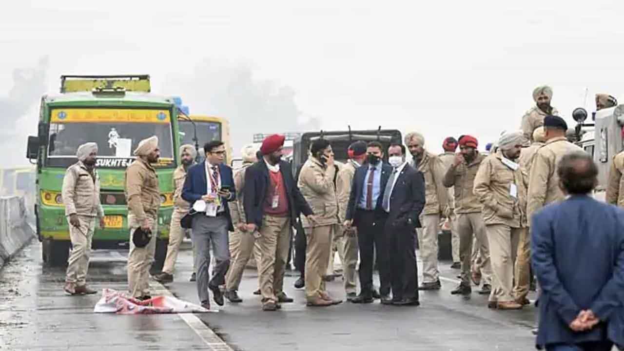 PM Modi's Security Breach ಪ್ರಯಾಣದ ದಾಖಲೆಗಳನ್ನು ಸಂರಕ್ಷಿಸುವಂತೆ ಸುಪ್ರೀಂಕೋರ್ಟ್ ನಿರ್ದೇಶನ PM Modi's Security Breach ಪ್ರಯಾಣದ ದಾಖಲೆಗಳನ್ನು ಸಂರಕ್ಷಿಸುವಂತೆ ಸುಪ್ರೀಂಕೋರ್ಟ್ ನಿರ್ದೇಶನ