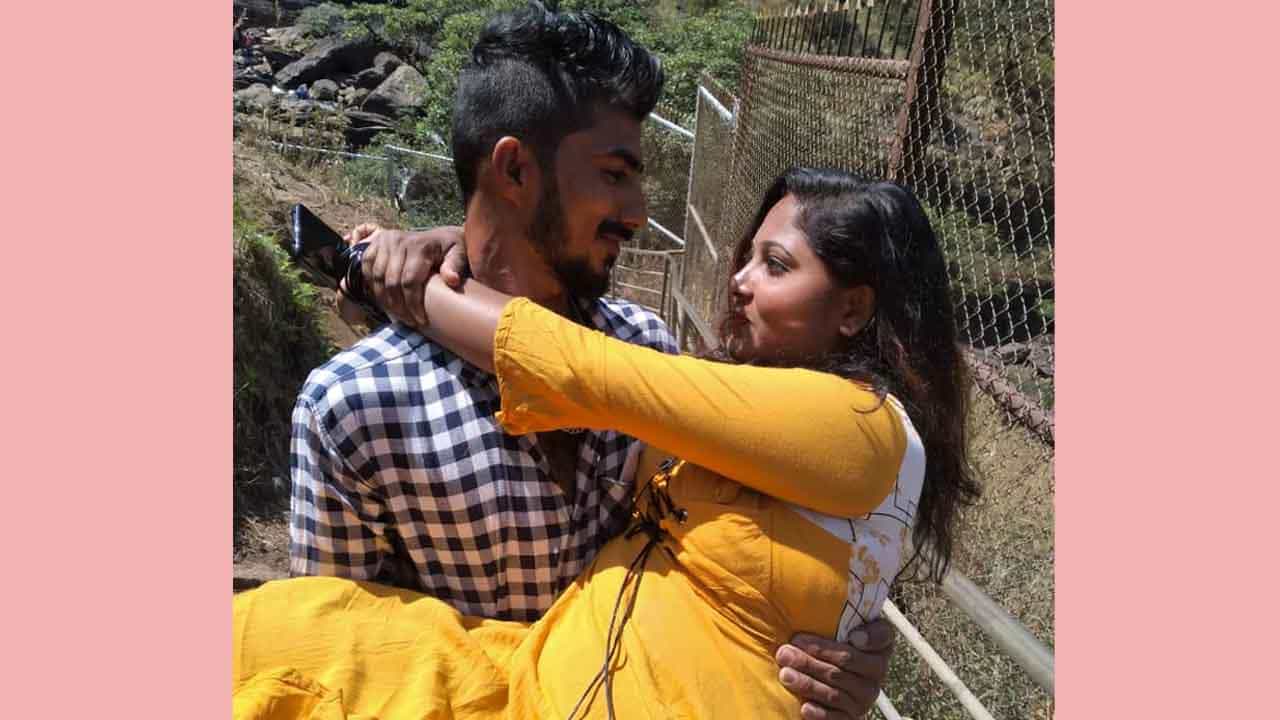 ಹಾಸನದಲ್ಲಿ ಪ್ರಿಯಕರನ ಜತೆ ಸೇರಿ ಗಂಡನನ್ನು ಕೊಲೆ ಮಾಡಿಸಿದ ಪತ್ನಿ ಅರೆಸ್ಟ್ ಹಾಸನದಲ್ಲಿ ಪ್ರಿಯಕರನ ಜತೆ ಸೇರಿ ಗಂಡನನ್ನು ಕೊಲೆ ಮಾಡಿಸಿದ ಪತ್ನಿ ಅರೆಸ್ಟ್