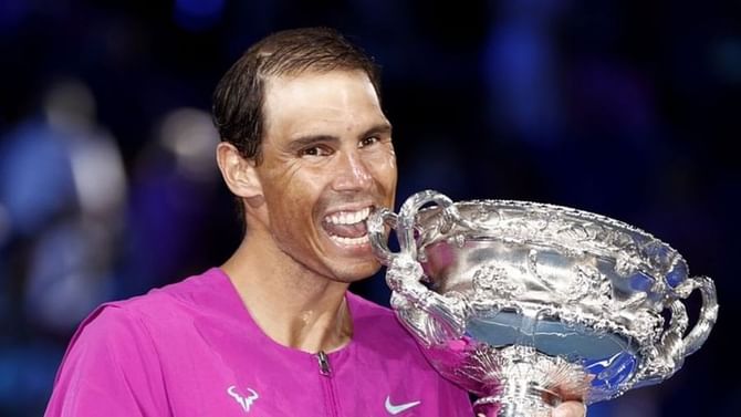 Australian Open: ದಾಖಲೆಯ 21ನೇ ಗ್ರ್ಯಾಂಡ್ ಸ್ಲ್ಯಾಮ್ ಗೆದ್ದ ನಡಾಲ್! ಯಾರ ಹೆಸರಲ್ಲಿ ಎಷ್ಟು ಗ್ರ್ಯಾಂಡ್ ಸ್ಲ್ಯಾಮ್ಗಳಿವೆ? Australian Open: ದಾಖಲೆಯ 21ನೇ ಗ್ರ್ಯಾಂಡ್ ಸ್ಲ್ಯಾಮ್ ಗೆದ್ದ ನಡಾಲ್! ಯಾರ ಹೆಸರಲ್ಲಿ ಎಷ್ಟು ಗ್ರ್ಯಾಂಡ್ ಸ್ಲ್ಯಾಮ್ಗಳಿವೆ?