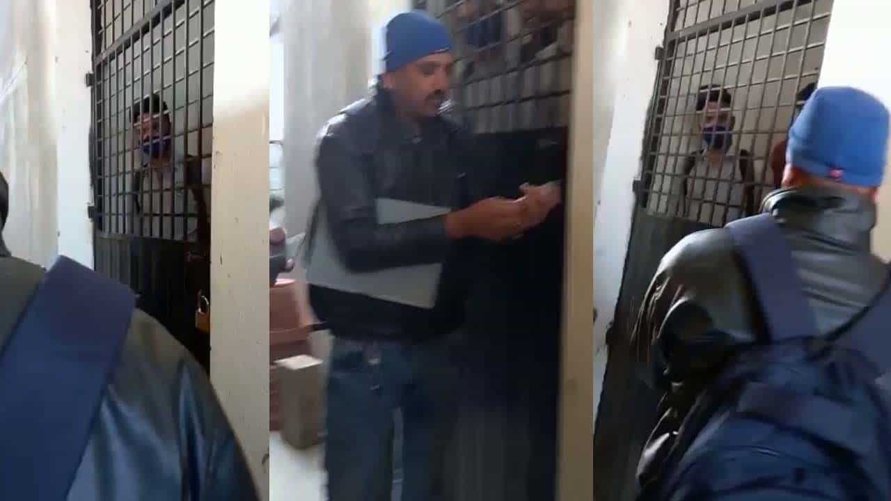 ಮೈಸೂರು: ರೇಣುಕಾ ಕಾಲೇಜಿನಲ್ಲಿ ವಿದ್ಯಾರ್ಥಿಗಳನ್ನ ಕೂಡಿಹಾಕಿ ಟ್ರಸ್ಟಿಗಳ ಗಲಾಟೆ! ಮೈಸೂರು: ರೇಣುಕಾ ಕಾಲೇಜಿನಲ್ಲಿ ವಿದ್ಯಾರ್ಥಿಗಳನ್ನ ಕೂಡಿಹಾಕಿ ಟ್ರಸ್ಟಿಗಳ ಗಲಾಟೆ!