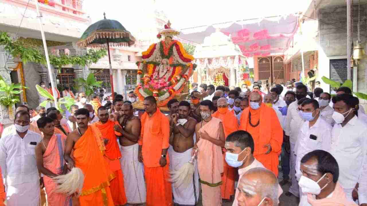 ಕೊರೊನಾ ಭೀತಿ! ಸರಳವಾಗಿ ಜರುಗಿದ ಮೈಸೂರಿನ ಸುತ್ತೂರು ಜಾತ್ರಾ ಮಹೋತ್ಸವ