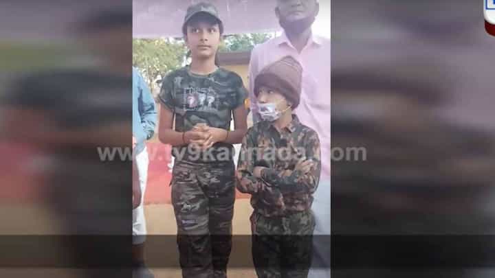 ವಿರಾಜಪೇಟೆಯ ವೀರಯೋಧ ಅಲ್ತಾಫ್ ಅವರ ಮಕ್ಕಳು ಮಿಲಿಟರಿ ಪೋಷಾಕಿನಲ್ಲಿ ಅಪ್ಪನಿಗೆ ವಿದಾಯ ಹೇಳಿದರು ವಿರಾಜಪೇಟೆಯ ವೀರಯೋಧ ಅಲ್ತಾಫ್ ಅವರ ಮಕ್ಕಳು ಮಿಲಿಟರಿ ಪೋಷಾಕಿನಲ್ಲಿ ಅಪ್ಪನಿಗೆ ವಿದಾಯ ಹೇಳಿದರು