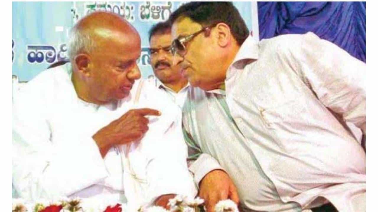 Opinion: ಹೆಚ್ ಡಿ ದೇವೇಗೌಡರ ಕೈಯಲ್ಲಿ ಸಿಎಂ ಇಬ್ರಾಹಿಂ ಒಂದು ರಾಜಕೀಯ ಅಸ್ತ್ರವಾಗಬಹುದೇ? ಒಂದು ವಿಶ್ಲೇಷಣೆ Opinion: ಹೆಚ್ ಡಿ ದೇವೇಗೌಡರ ಕೈಯಲ್ಲಿ ಸಿಎಂ ಇಬ್ರಾಹಿಂ ಒಂದು ರಾಜಕೀಯ ಅಸ್ತ್ರವಾಗಬಹುದೇ? ಒಂದು ವಿಶ್ಲೇಷಣೆ