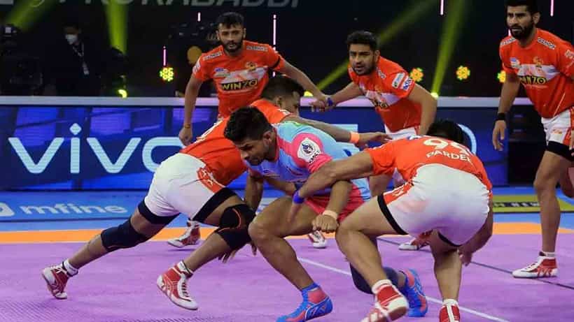 PKL 8: ಪ್ರೊ ಕಬಡ್ಡಿ ಲೀಗ್ 8ನೇ ಆವೃತ್ತಿಯ 100ನೇ ಪಂದ್ಯದಲ್ಲಿ ಗೆದ್ದು ಬೀಗಿದ ಜೈಪುರ್ ಪಿಂಕ್ ಪ್ಯಾಂಥರ್ಸ್