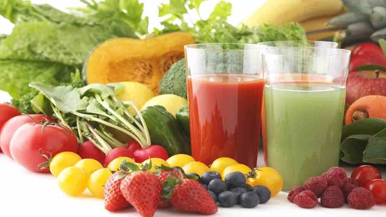 Juice Therapy: ಯಾವ ಕಾಯಿಲೆಗೆ ಯಾವ ಜೂಸ್ ಕುಡಿದರೆ ಉತ್ತಮ, ಇಲ್ಲಿದೆ ಜೂಸ್ ಥೆರಪಿ Juice Therapy: ಯಾವ ಕಾಯಿಲೆಗೆ ಯಾವ ಜೂಸ್ ಕುಡಿದರೆ ಉತ್ತಮ, ಇಲ್ಲಿದೆ ಜೂಸ್ ಥೆರಪಿ