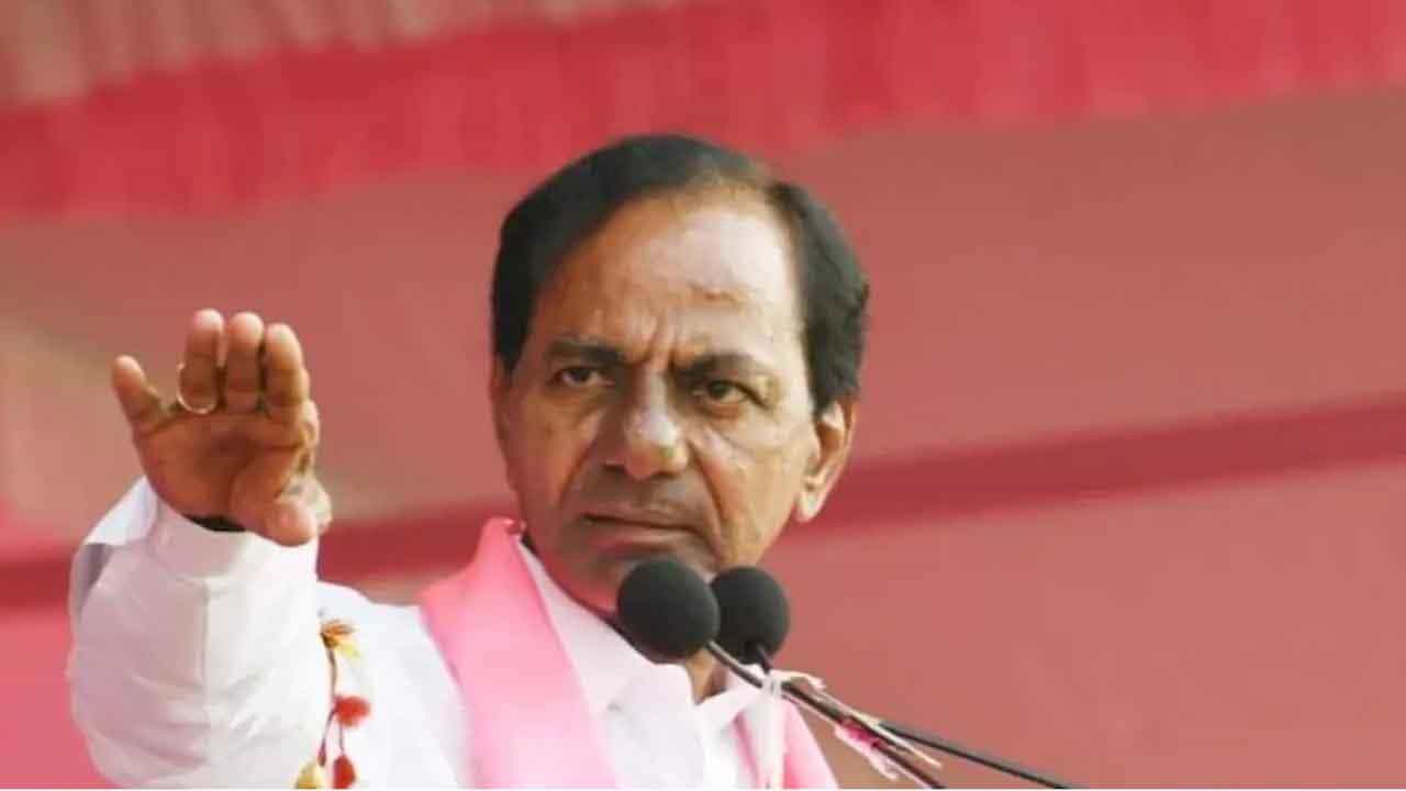 ಕೆ.ಎಸ್.ಈಶ್ವರಪ್ಪ ರಾಜೀನಾಮೆ ಬಗ್ಗೆ ಪ್ರಸ್ತಾಪಿಸಿ, ನಮ್ಮ ರಾಜ್ಯದಲ್ಲಿ ಹೀಗೆಲ್ಲ ಆಗೋದಿಲ್ಲವೆಂದ ತೆಲಂಗಾಣ ಸಿಎಂ; ಹಿಜಾಬ್ ವಿವಾದದ ಬಗ್ಗೆಯೂ ಟೀಕೆ ಕೆ.ಎಸ್.ಈಶ್ವರಪ್ಪ ರಾಜೀನಾಮೆ ಬಗ್ಗೆ ಪ್ರಸ್ತಾಪಿಸಿ, ನಮ್ಮ ರಾಜ್ಯದಲ್ಲಿ ಹೀಗೆಲ್ಲ ಆಗೋದಿಲ್ಲವೆಂದ ತೆಲಂಗಾಣ ಸಿಎಂ; ಹಿಜಾಬ್ ವಿವಾದದ ಬಗ್ಗೆಯೂ ಟೀಕೆ