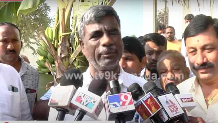 ಶಿವಕುಮಾರ್-ಅನಂದ್ ಸಿಂಗ್ ಭೇಟಿ ಖಾಸಗಿಯಾಗಿದ್ದು ಅದರ ಬಗ್ಗೆ ಚರ್ಚೆಯ ಅಗತ್ಯವಿಲ್ಲ: ಕೋಟಾ ಶ್ರೀನಿವಾಸ ಪೂಜಾರಿ ಶಿವಕುಮಾರ್-ಅನಂದ್ ಸಿಂಗ್ ಭೇಟಿ ಖಾಸಗಿಯಾಗಿದ್ದು ಅದರ ಬಗ್ಗೆ ಚರ್ಚೆಯ ಅಗತ್ಯವಿಲ್ಲ: ಕೋಟಾ ಶ್ರೀನಿವಾಸ ಪೂಜಾರಿ