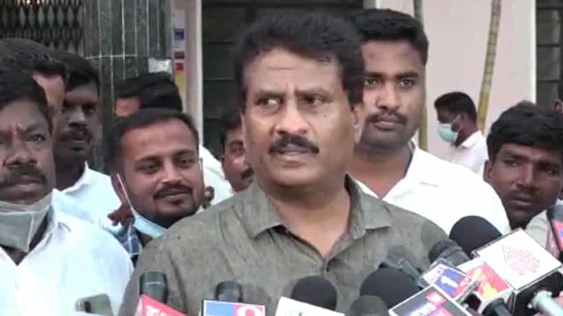 ರಾಯಲ್ಟಿ ವಸೂಲಿಗೆ ನಿರ್ಲಕ್ಷ್ಯ: ಅಧಿಕಾರಿಗಳ ಕಾರ್ಯವೈಖರಿಗೆ ಶಾಸಕ ಸುರೇಶ್ಗೌಡ, ಸಚಿವ ನಾರಾಯಣಗೌಡ ಅಸಮಾಧಾನ
