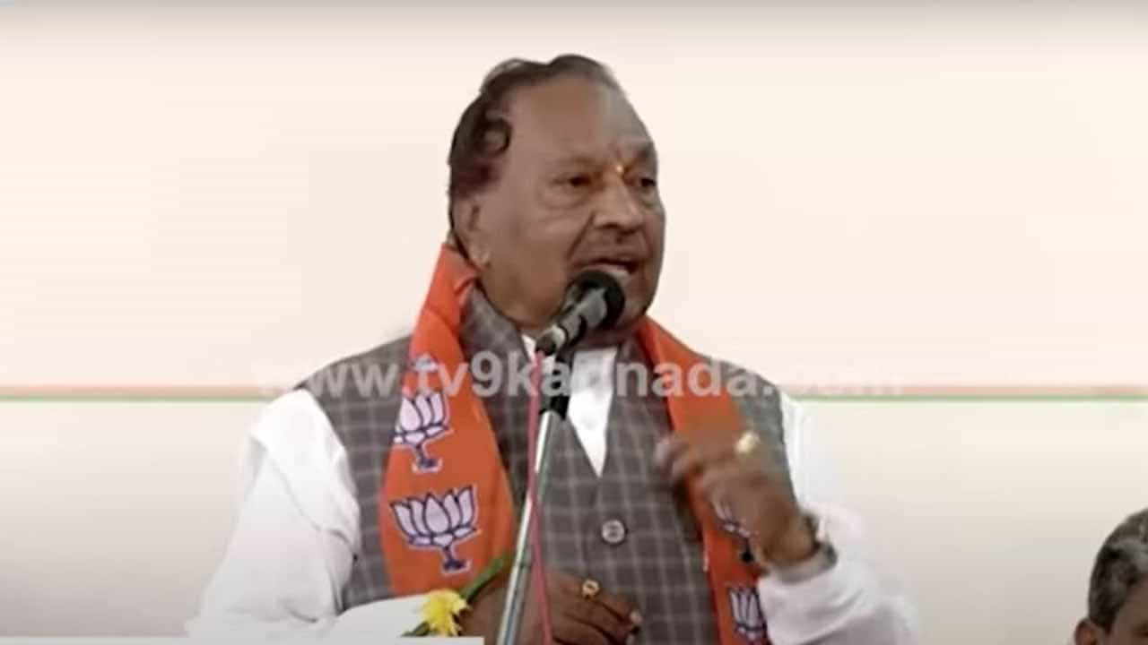 ಭದ್ರಾವತಿ: ಶಿವಕುಮಾರ್ ಗೂಂಡಾ, ಸಿದ್ದರಾಮಯ್ಯ ಜಾತಿವಾದಿ ಅಂದರು ಸಚಿವ ಕೆ ಎಸ್ ಈಶ್ವರಪ್ಪ ಭದ್ರಾವತಿ: ಶಿವಕುಮಾರ್ ಗೂಂಡಾ, ಸಿದ್ದರಾಮಯ್ಯ ಜಾತಿವಾದಿ ಅಂದರು ಸಚಿವ ಕೆ ಎಸ್ ಈಶ್ವರಪ್ಪ