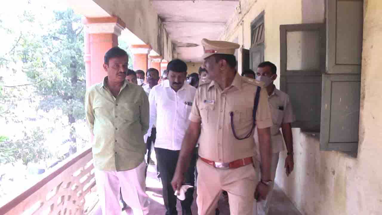 ಕೋಲಾರದ ಕಾಲೇಜುಗಳಿಗೆ ಮತ್ತೆ ಸಿಗಲಿದೆ ಜೀವಕಳೆ, ಕಾಲೇಜುಗಳ ಅಭಿವೃದ್ಧಿಗೆ ₹18.7 ಕೋಟಿ ಬಿಡುಗಡೆ ಕೋಲಾರದ ಕಾಲೇಜುಗಳಿಗೆ ಮತ್ತೆ ಸಿಗಲಿದೆ ಜೀವಕಳೆ, ಕಾಲೇಜುಗಳ ಅಭಿವೃದ್ಧಿಗೆ ₹18.7 ಕೋಟಿ ಬಿಡುಗಡೆ