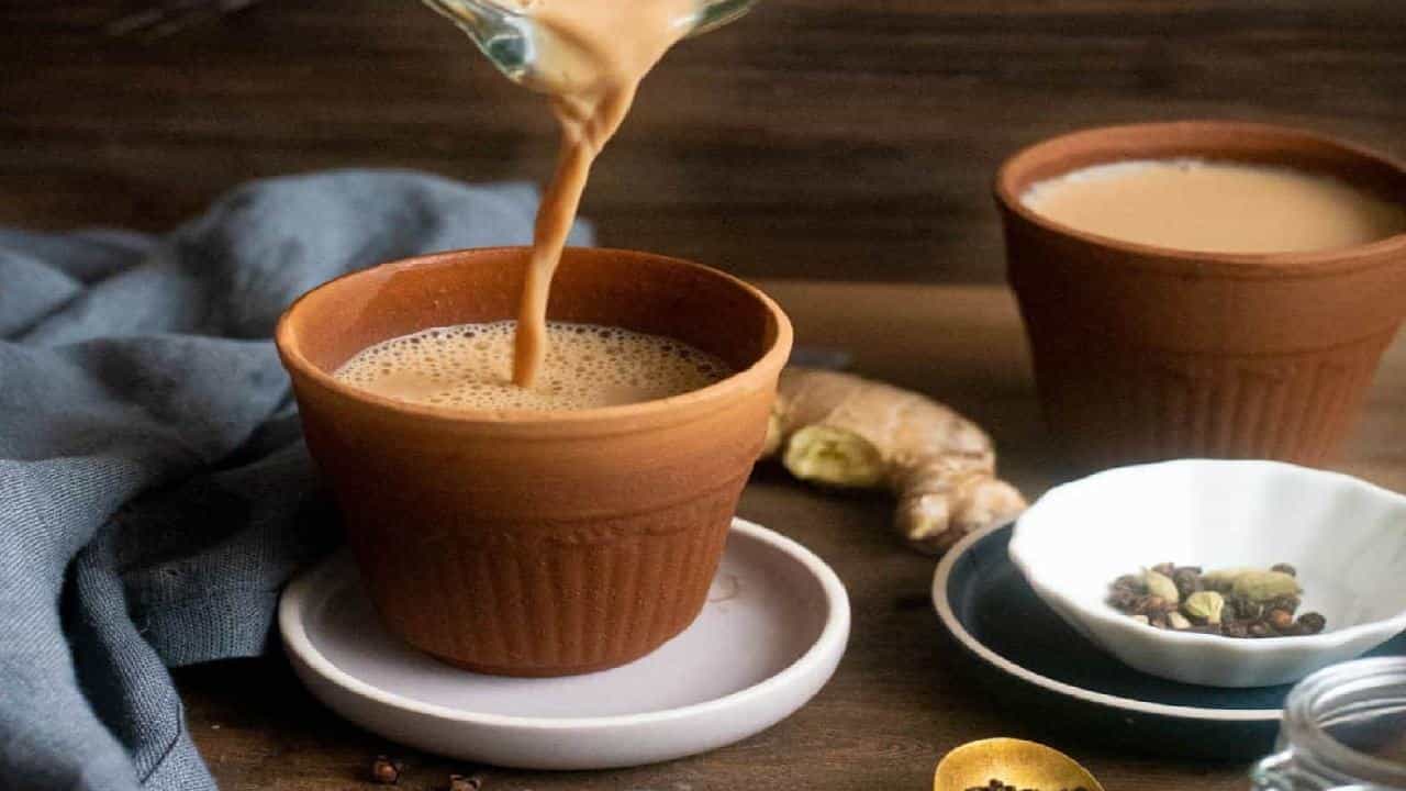 Masala Tea: ಚಳಿಗಾಲದಲ್ಲಿ ಮಸಾಲ ಟೀ ಕುಡಿಯುವುದರಿಂದ ಆರೋಗ್ಯಕ್ಕೆ ಏನೆಲ್ಲ ಉಪಯೋಗಗಳಿಗೆ ಗೊತ್ತಾ? Masala Tea: ಚಳಿಗಾಲದಲ್ಲಿ ಮಸಾಲ ಟೀ ಕುಡಿಯುವುದರಿಂದ ಆರೋಗ್ಯಕ್ಕೆ ಏನೆಲ್ಲ ಉಪಯೋಗಗಳಿಗೆ ಗೊತ್ತಾ?