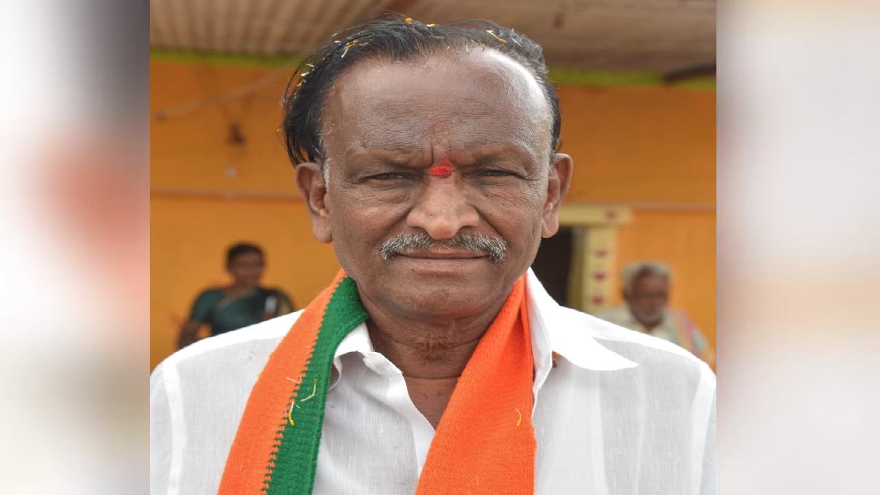 ಮುಂದೆ ಜನರೇ ಇವರಿಗೆ ಬುದ್ಧಿ ಕಲಿಸ್ತಾರೆ; ಶರತ್ ಬಚ್ಚೇಗೌಡ ವಿರುದ್ಧ ಎಂಟಿಬಿ ನಾಗರಾಜ್ ವಾಗ್ದಾಳಿ ಮುಂದೆ ಜನರೇ ಇವರಿಗೆ ಬುದ್ಧಿ ಕಲಿಸ್ತಾರೆ; ಶರತ್ ಬಚ್ಚೇಗೌಡ ವಿರುದ್ಧ ಎಂಟಿಬಿ ನಾಗರಾಜ್ ವಾಗ್ದಾಳಿ