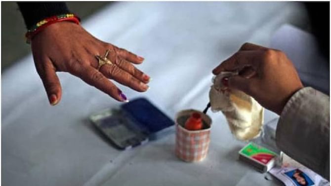 Manipur Assembly Elections 2022: ಮಣಿಪುರ ವಿಧಾನಸಭಾ ಚುನಾವಣೆ ದಿನಾಂಕ ಬದಲಾವಣೆ; ಹೊಸ ಪಟ್ಟಿ ಹೀಗಿದೆ Manipur Assembly Elections 2022: ಮಣಿಪುರ ವಿಧಾನಸಭಾ ಚುನಾವಣೆ ದಿನಾಂಕ ಬದಲಾವಣೆ; ಹೊಸ ಪಟ್ಟಿ ಹೀಗಿದೆ
