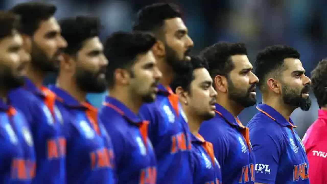 IND vs SL: ಶ್ರೀಲಂಕಾ ವಿರುದ್ದದ ಸರಣಿಯಿಂದ ಟೀಮ್ ಇಂಡಿಯಾದ ಇಬ್ಬರು ಆಟಗಾರರು ಔಟ್..! IND vs SL: ಶ್ರೀಲಂಕಾ ವಿರುದ್ದದ ಸರಣಿಯಿಂದ ಟೀಮ್ ಇಂಡಿಯಾದ ಇಬ್ಬರು ಆಟಗಾರರು ಔಟ್..!