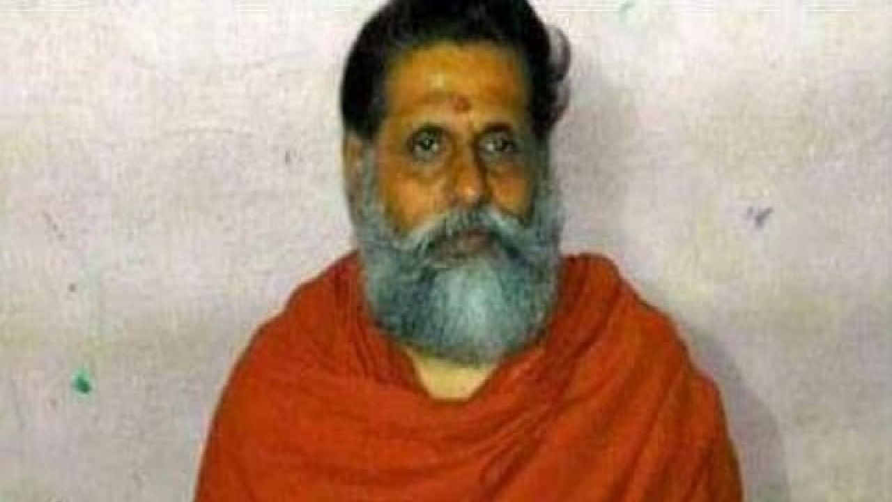 ಸ್ವಾಮಿ ಗಂಗೇಶಾನಂದರ ಮರ್ಮಾಂಗ ಕತ್ತರಿಸಿದ್ದ ಪ್ರಕರಣ; ಕೊನೆಗೂ ಬಯಲಾಯ್ತು 5 ವರ್ಷಗಳ ಹಿಂದಿನ ಸಂಚು! ಸ್ವಾಮಿ ಗಂಗೇಶಾನಂದರ ಮರ್ಮಾಂಗ ಕತ್ತರಿಸಿದ್ದ ಪ್ರಕರಣ; ಕೊನೆಗೂ ಬಯಲಾಯ್ತು 5 ವರ್ಷಗಳ ಹಿಂದಿನ ಸಂಚು!