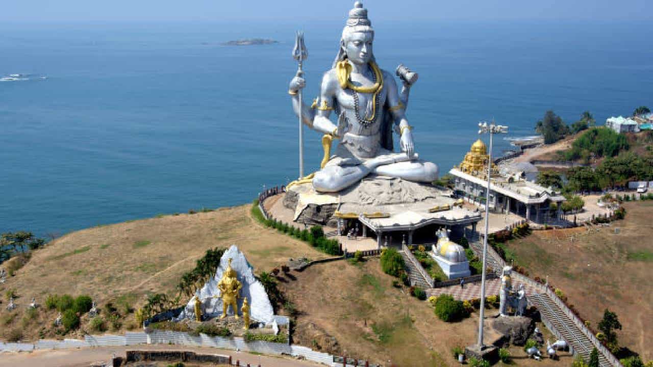 Mahashivratri 2022: ಶಿವರಾತ್ರಿಯಂದು ಕರ್ನಾಟಕದ ಈ ಸ್ಥಳಗಳಿಗೆ ತೆರಳಿ ಶಿವನ ದರ್ಶನ ಪಡೆಯಬಹುದು Mahashivratri 2022: ಶಿವರಾತ್ರಿಯಂದು ಕರ್ನಾಟಕದ ಈ ಸ್ಥಳಗಳಿಗೆ ತೆರಳಿ ಶಿವನ ದರ್ಶನ ಪಡೆಯಬಹುದು