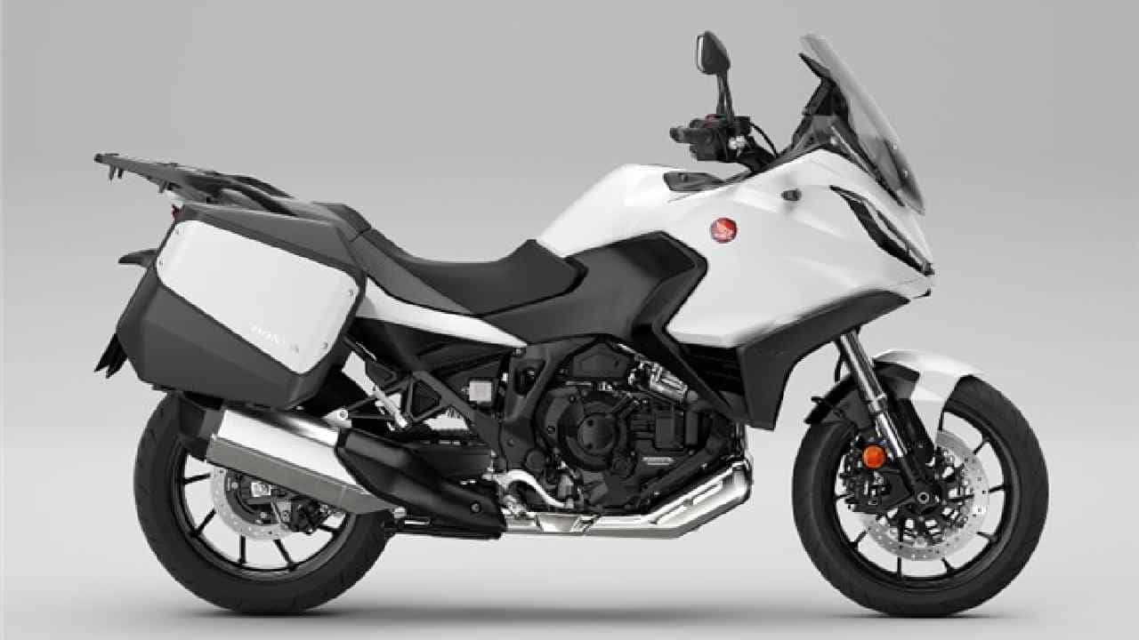NT1100 tourer: ಶೀಘ್ರದಲ್ಲೇ 1100 ಸಿಸಿ ಬೈಕ್ ಬಿಡುಗಡೆ ಮಾಡಲಿದೆ ಹೋಂಡಾ..! NT1100 tourer: ಶೀಘ್ರದಲ್ಲೇ 1100 ಸಿಸಿ ಬೈಕ್ ಬಿಡುಗಡೆ ಮಾಡಲಿದೆ ಹೋಂಡಾ..!