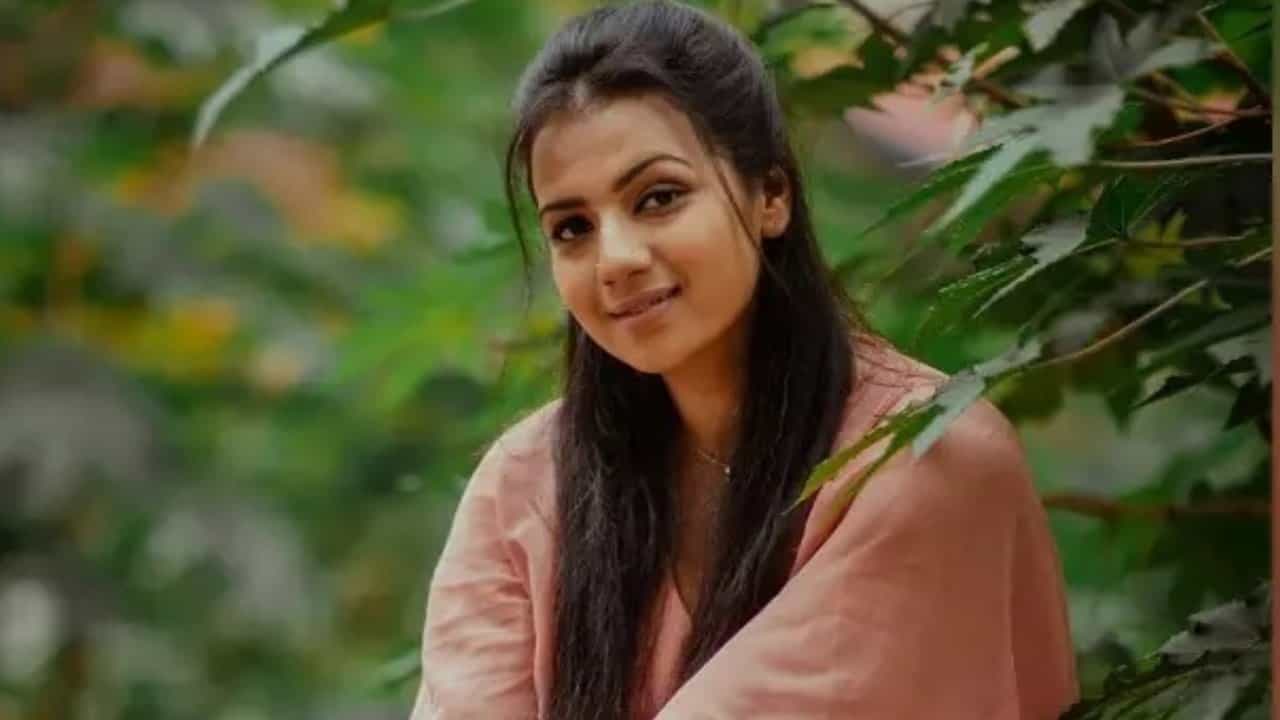 ರಾತ್ರೋರಾತ್ರಿ ಡಿಲೀಟ್ ಆಯ್ತು ಶ್ರುತಿ ಹರಿಹರನ್ ಮೆಸೇಜ್ಗಳು; ಎಲ್ಲರಿಗೂ ಎಚ್ಚರಿಕೆ ನೀಡಿದ ನಟಿ ರಾತ್ರೋರಾತ್ರಿ ಡಿಲೀಟ್ ಆಯ್ತು ಶ್ರುತಿ ಹರಿಹರನ್ ಮೆಸೇಜ್ಗಳು; ಎಲ್ಲರಿಗೂ ಎಚ್ಚರಿಕೆ ನೀಡಿದ ನಟಿ