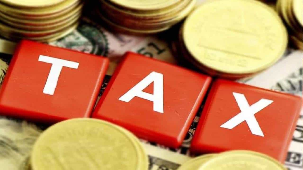 Budget 2022 Tax Slabs: ಬಜೆಟ್ 2022ರಲ್ಲಿ ಆದಾಯ ತೆರಿಗೆಯಲ್ಲಿ ಏನೂ ಬದಲಾವಣೆ ಇಲ್ಲ; ಹಿಂದೆ ಇದ್ದದ್ದೇನು ಎಂಬ ಮಾಹಿತಿ ಇಲ್ಲಿದೆ Budget 2022 Tax Slabs: ಬಜೆಟ್ 2022ರಲ್ಲಿ ಆದಾಯ ತೆರಿಗೆಯಲ್ಲಿ ಏನೂ ಬದಲಾವಣೆ ಇಲ್ಲ; ಹಿಂದೆ ಇದ್ದದ್ದೇನು ಎಂಬ ಮಾಹಿತಿ ಇಲ್ಲಿದೆ