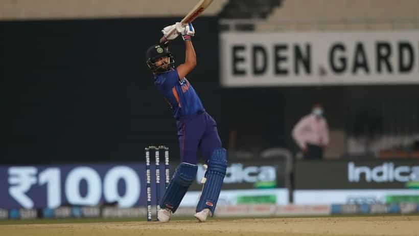 IND vs WI: ವಿಂಡೀಸ್ ಬೌಲರ್ಗಳ ಮೇಲೆ ಕಿಂಗ್ ಕೊಹ್ಲಿ ಸವಾರಿ; 2ನೇ ಟಿ20ಯಲ್ಲಿ ಅರ್ಧಶತಕ ಸಿಡಿಸಿದ ವಿರಾಟ್