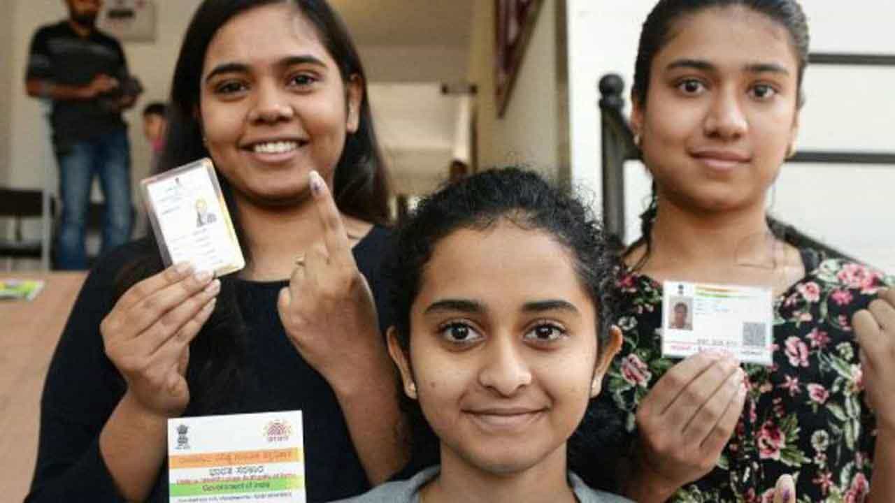 Assembly Election Voters list ಮತದಾರರ ಪಟ್ಟಿಯಲ್ಲಿ ನಿಮ್ಮ ಹೆಸರಿದೆಯೇ ಎಂದು ಹುಡುಕುವುದು ಹೇಗೆ? Assembly Election Voters list ಮತದಾರರ ಪಟ್ಟಿಯಲ್ಲಿ ನಿಮ್ಮ ಹೆಸರಿದೆಯೇ ಎಂದು ಹುಡುಕುವುದು ಹೇಗೆ?