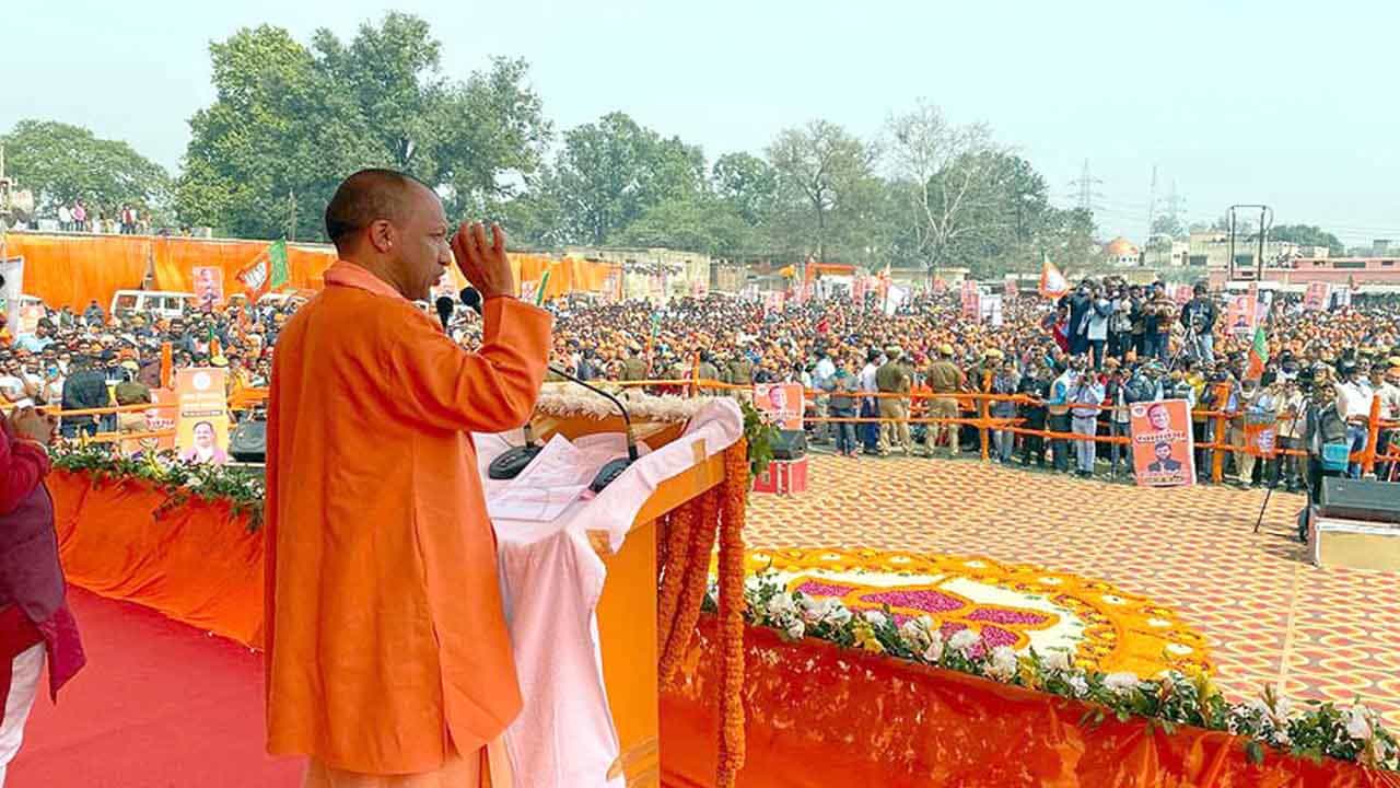 UP polls ರಾಮಾಯಣದಲ್ಲಿ ಲಂಕೇಶ್ನಂತೆ ಸಮಾಜವಾದಿ ಪಕ್ಷ ದಂಗೇಶ್: ಯೋಗಿ ಆದಿತ್ಯನಾಥ UP polls ರಾಮಾಯಣದಲ್ಲಿ ಲಂಕೇಶ್ನಂತೆ ಸಮಾಜವಾದಿ ಪಕ್ಷ ದಂಗೇಶ್: ಯೋಗಿ ಆದಿತ್ಯನಾಥ
