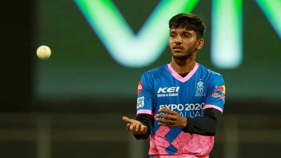 Chetan Sakariya, IPL 2022 Auction: ಕಷ್ಟದಲ್ಲಿ ಅರಳಿದ ಪ್ರತಿಭೆಗೆ 4.20 ಕೋಟಿ ಕೊಟ್ಟು ಖರೀದಿಸಿದ ಡೆಲ್ಲಿ Chetan Sakariya, IPL 2022 Auction: ಕಷ್ಟದಲ್ಲಿ ಅರಳಿದ ಪ್ರತಿಭೆಗೆ 4.20 ಕೋಟಿ ಕೊಟ್ಟು ಖರೀದಿಸಿದ ಡೆಲ್ಲಿ