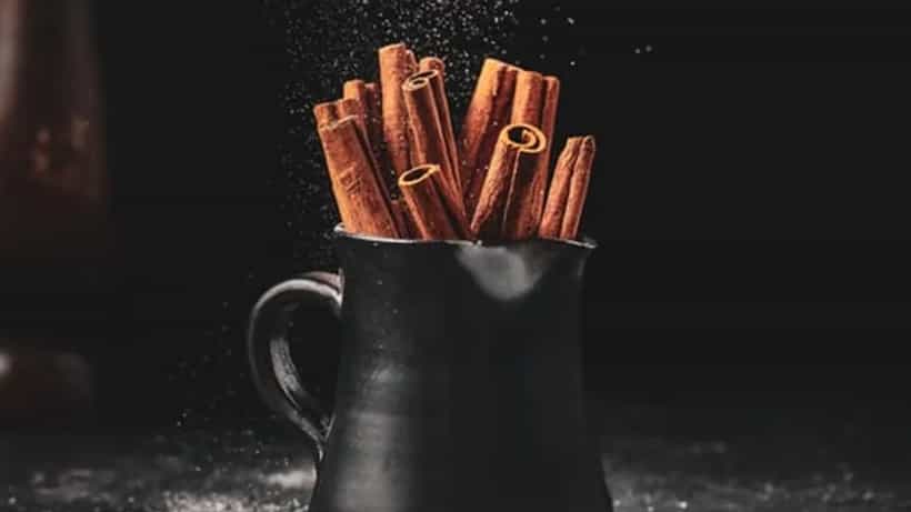 ಅಧಿಕ ರಕ್ತದೊತ್ತಡವನ್ನು ಕಡಿಮೆ ಮಾಡಲು ದಾಲ್ಚಿನ್ನಿ; ಇದನ್ನು ಆರೋಗ್ಯಕ್ಕೆ ಪೂರಕವಾಗಿ ಬಳಸುವ ಕ್ರಮ ಹೇಗೆ ಗೊತ್ತಾ?