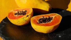 Papaya side effects: ಪಪ್ಪಾಯಿ ಹಣ್ಣು ಇಷ್ಟಪಡುವವರಿಗೆ ಶಾಕ್; ಇದರ ಅಡ್ಡಪರಿಣಾಮಗಳು ನಿಮ್ಮನ್ನು ಬಾಧಿಸುತ್ತದೆ