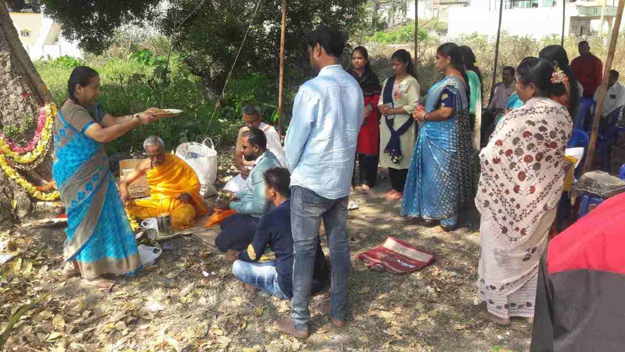 ವಿನಾಯಕನ ಮೂರ್ತಿ ಪ್ರತಿಷ್ಠಾಪಿಸಿ ಪೂಜೆ ಸಲ್ಲಿಸಿದ ಮುಸ್ಲಿಂ ಕುಟುಂಬ; ಇದು ಹಿಂದೂ-ಮುಸ್ಲಿಂ ಭಾವೈಕ್ಯತೆಯ ಪ್ರತೀಕ