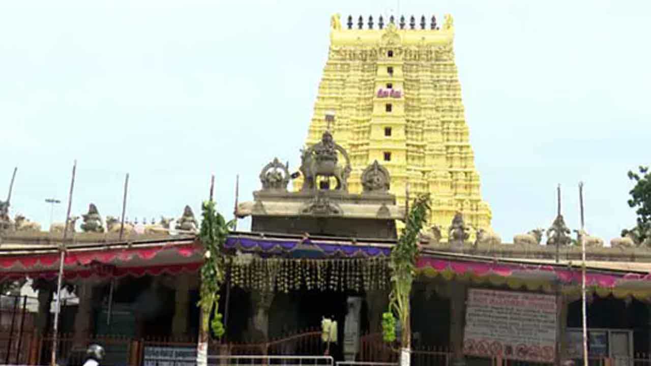 ರಾಮ ಜನ್ಮಭೂಮಿ ಆಯ್ತು ಈಗ ಹನುಮಂತನ ಜನ್ಮಸ್ಥಳಕ್ಕಾಗಿ ಎರಡು ಧಾರ್ಮಿಕ ಟ್ರಸ್ಟ್ಗಳ ಜಟಾಪಟಿ ರಾಮ ಜನ್ಮಭೂಮಿ ಆಯ್ತು ಈಗ ಹನುಮಂತನ ಜನ್ಮಸ್ಥಳಕ್ಕಾಗಿ ಎರಡು ಧಾರ್ಮಿಕ ಟ್ರಸ್ಟ್ಗಳ ಜಟಾಪಟಿ
