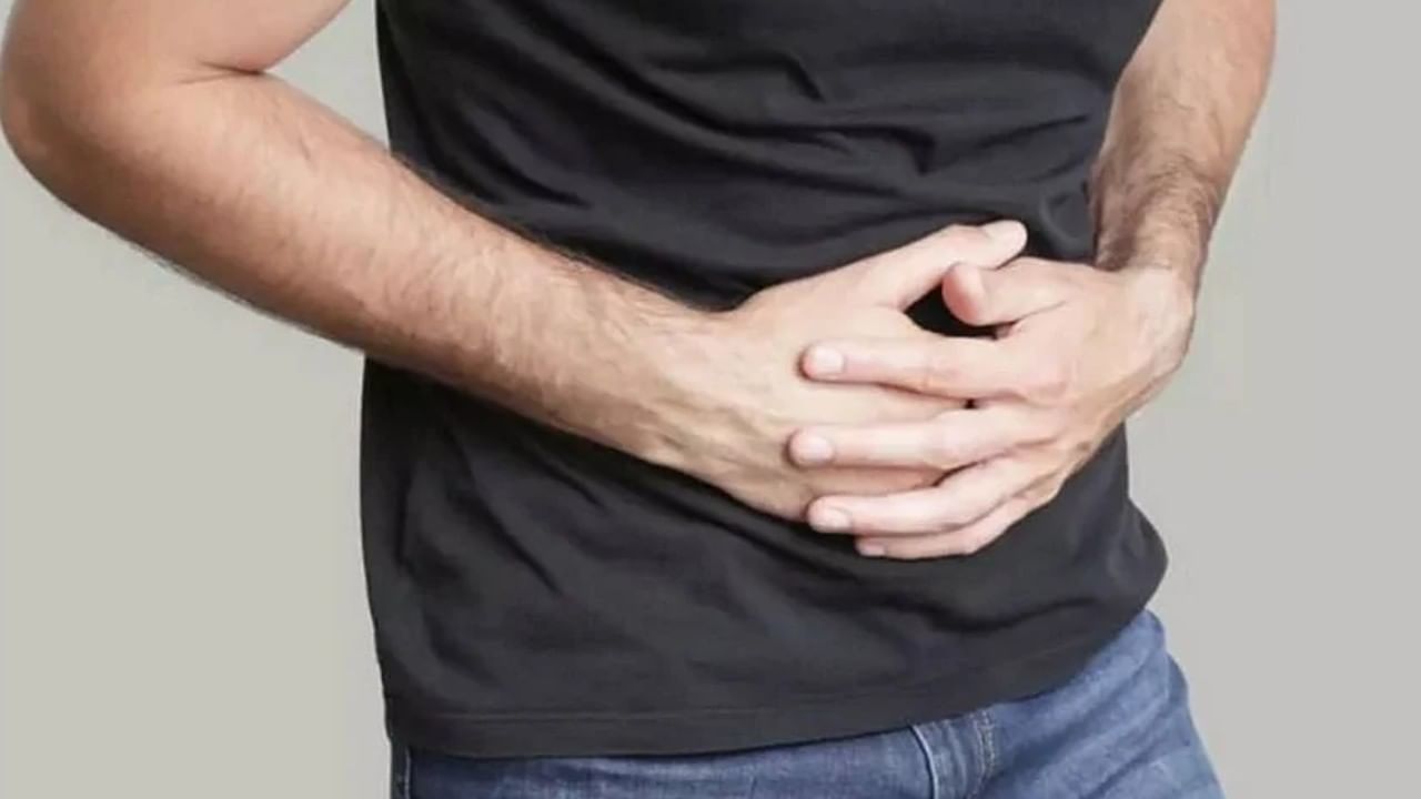 Stomach Bloating: ಹೊಟ್ಟೆ ಉಬ್ಬುವ ಸಮಸ್ಯೆಗೆ ಕಾರಣ ಏನು? ಈ ಸಮಸ್ಯೆಗೆ ಮನೆಮದ್ದಿನಲ್ಲಿಯೇ ಇದೆ ಪರಿಹಾರ