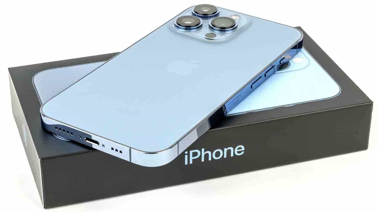 iPhone 13 Pro Max: ಆರ್ಡರ್ ಮಾಡಿದ್ದು ಆ್ಯಪಲ್ ಐಫೋನ್: ಆದರೆ ಡೆಲಿವರಿ ಆಗಿದ್ದು ಏನು ಗೊತ್ತೇ, ಶಾಕ್ ಆದ ಮಹಿಳೆ! iPhone 13 Pro Max: ಆರ್ಡರ್ ಮಾಡಿದ್ದು ಆ್ಯಪಲ್ ಐಫೋನ್: ಆದರೆ ಡೆಲಿವರಿ ಆಗಿದ್ದು ಏನು ಗೊತ್ತೇ, ಶಾಕ್ ಆದ ಮಹಿಳೆ!