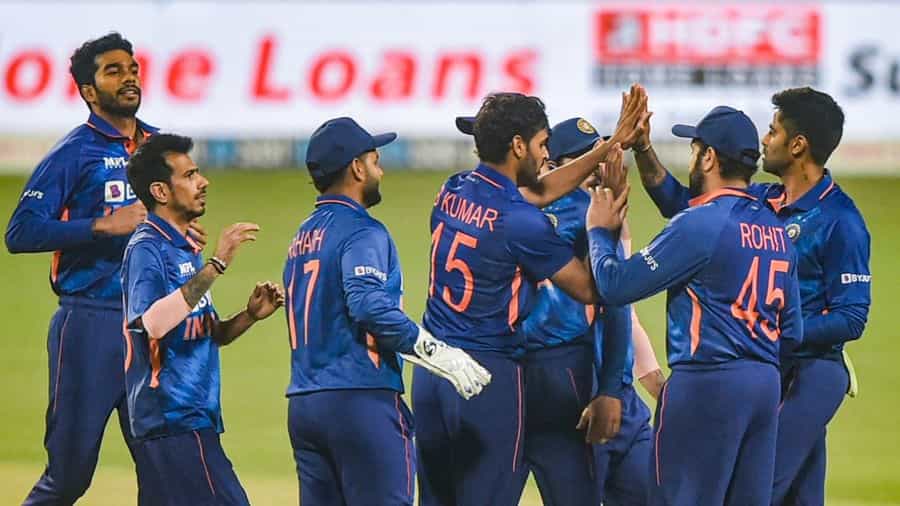 IND vs WI, 2nd T20, HIGHLIGHTS: ಕಳಪೆ ಫೀಲ್ಡಿಂಗ್ ನಡುವೆಯೂ 2ನೇ ಟಿ20 ಗೆದ್ದ ಭಾರತ; ಸರಣಿ ಕೈವಶ IND vs WI, 2nd T20, HIGHLIGHTS: ಕಳಪೆ ಫೀಲ್ಡಿಂಗ್ ನಡುವೆಯೂ 2ನೇ ಟಿ20 ಗೆದ್ದ ಭಾರತ; ಸರಣಿ ಕೈವಶ