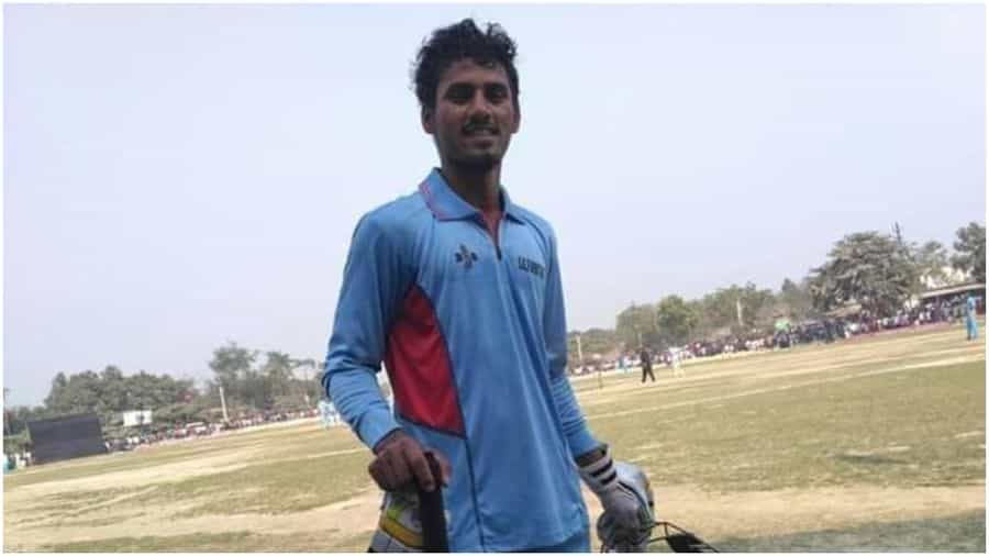 Ranji Trophy: 56 ಬೌಂಡರಿ, 341 ರನ್! ಚೊಚ್ಚಲ ಪಂದ್ಯದಲ್ಲೇ ವಿಶ್ವ ದಾಖಲೆ ಬರೆದ 22ರ ಹರೆಯದ ಬ್ಯಾಟರ್ Ranji Trophy: 56 ಬೌಂಡರಿ, 341 ರನ್! ಚೊಚ್ಚಲ ಪಂದ್ಯದಲ್ಲೇ ವಿಶ್ವ ದಾಖಲೆ ಬರೆದ 22ರ ಹರೆಯದ ಬ್ಯಾಟರ್