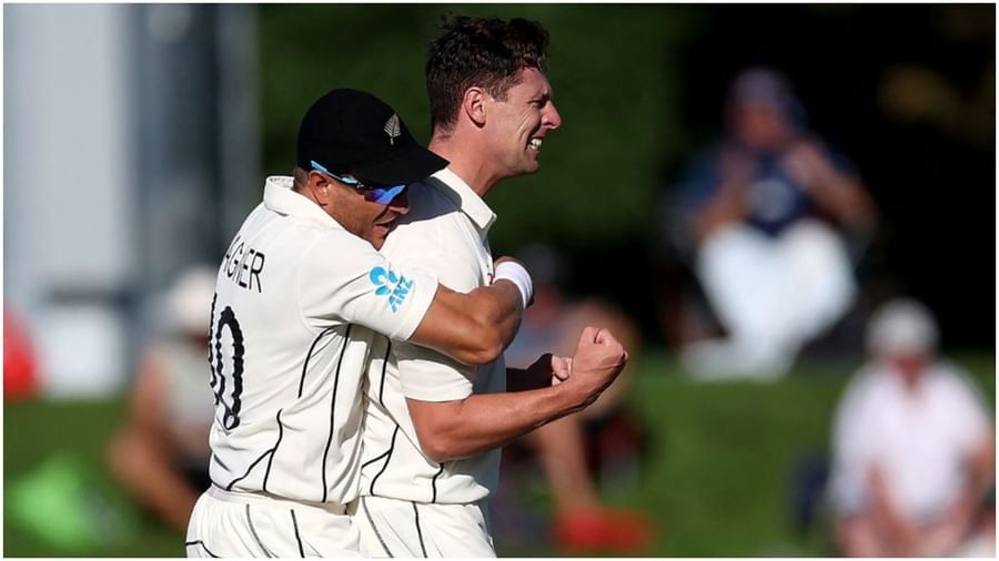 NZ vs SA: ಟೆಸ್ಟ್ ಕ್ರಿಕೆಟ್ ಇತಿಹಾಸದಲ್ಲಿ ಇದುವರೆಗೆ ಯಾರು ಮಾಡದ ವಿಶಿಷ್ಟ ದಾಖಲೆಗೆ ಕೊರಳೊಡ್ಡಿದ ಕಿವೀಸ್ ಆಟಗಾರ NZ vs SA: ಟೆಸ್ಟ್ ಕ್ರಿಕೆಟ್ ಇತಿಹಾಸದಲ್ಲಿ ಇದುವರೆಗೆ ಯಾರು ಮಾಡದ ವಿಶಿಷ್ಟ ದಾಖಲೆಗೆ ಕೊರಳೊಡ್ಡಿದ ಕಿವೀಸ್ ಆಟಗಾರ