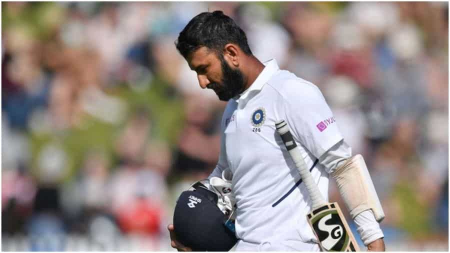 Ranji Trophy: ಚೊಚ್ಚಲ ಪಂದ್ಯವನ್ನಾಡುತ್ತಿರುವ ಬೌಲರ್ ಎದುರು ಶೂನ್ಯಕ್ಕೆ ಔಟಾದ ಪೂಜಾರ! ವೃತ್ತಿ ಬದುಕು ಅಂತ್ಯ? Ranji Trophy: ಚೊಚ್ಚಲ ಪಂದ್ಯವನ್ನಾಡುತ್ತಿರುವ ಬೌಲರ್ ಎದುರು ಶೂನ್ಯಕ್ಕೆ ಔಟಾದ ಪೂಜಾರ! ವೃತ್ತಿ ಬದುಕು ಅಂತ್ಯ?