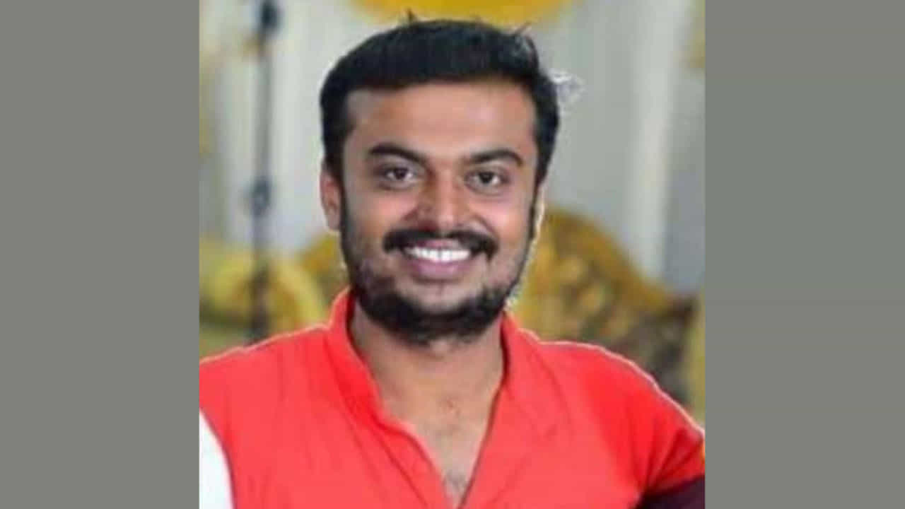 ರಾಮನಗರದಲ್ಲಿ ಸಿದ್ದರಾಮೇಶ್ವರ ಬೆಟ್ಟದ ಕೊಳಕ್ಕೆ ಹಾರಿ ಯುವಕ ಆತ್ಮಹತ್ಯೆ! ರಾಮನಗರದಲ್ಲಿ ಸಿದ್ದರಾಮೇಶ್ವರ ಬೆಟ್ಟದ ಕೊಳಕ್ಕೆ ಹಾರಿ ಯುವಕ ಆತ್ಮಹತ್ಯೆ!