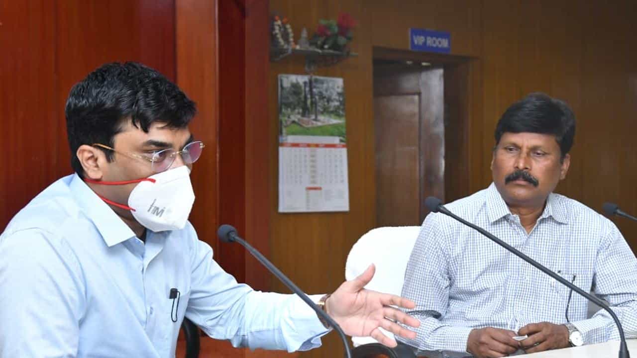 ಶನಿವಾರದಿಂದ ಸಹಾಯಕ ಪ್ರಾಧ್ಯಾಪಕರ ನೇಮಕಾತಿಗೆ ಸ್ಪರ್ಧಾತ್ಮಕ ಪರೀಕ್ಷೆ: ಪುರುಷ-ಮಹಿಳಾ ಅಭ್ಯರ್ಥಿಗಳು ಇದನ್ನು ತಪ್ಪದೆ ಓದಿ! ಶನಿವಾರದಿಂದ ಸಹಾಯಕ ಪ್ರಾಧ್ಯಾಪಕರ ನೇಮಕಾತಿಗೆ ಸ್ಪರ್ಧಾತ್ಮಕ ಪರೀಕ್ಷೆ: ಪುರುಷ-ಮಹಿಳಾ ಅಭ್ಯರ್ಥಿಗಳು ಇದನ್ನು ತಪ್ಪದೆ ಓದಿ!