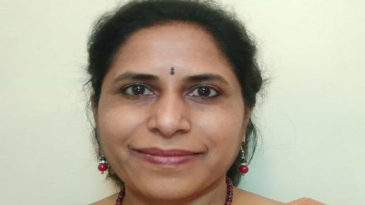 International Women's Day 2022: ಮಹಿಳೆಯರ ಪಿತ್ರಾರ್ಜಿತ ಆಸ್ತಿ ಹಕ್ಕು ಮತ್ತಿತರ ಆರ್ಥಿಕ ವಿಚಾರಗಳ ಬಗ್ಗೆ ನಿಮಗೆಷ್ಟು ಗೊತ್ತು? International Women's Day 2022: ಮಹಿಳೆಯರ ಪಿತ್ರಾರ್ಜಿತ ಆಸ್ತಿ ಹಕ್ಕು ಮತ್ತಿತರ ಆರ್ಥಿಕ ವಿಚಾರಗಳ ಬಗ್ಗೆ ನಿಮಗೆಷ್ಟು ಗೊತ್ತು?