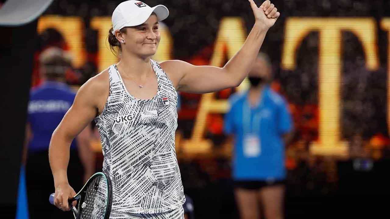 Ashleigh Barty: ವೃತ್ತಿ ಬದುಕಿಗೆ ವಿದಾಯ ಹೇಳಿದ ವಿಶ್ವದ ನಂ.1 ಮಹಿಳಾ ಟೆನಿಸ್ ಆಟಗಾರ್ತಿ ಆಶ್ಲೀಗ್ ಬಾರ್ಟಿ..! Ashleigh Barty: ವೃತ್ತಿ ಬದುಕಿಗೆ ವಿದಾಯ ಹೇಳಿದ ವಿಶ್ವದ ನಂ.1 ಮಹಿಳಾ ಟೆನಿಸ್ ಆಟಗಾರ್ತಿ ಆಶ್ಲೀಗ್ ಬಾರ್ಟಿ..!