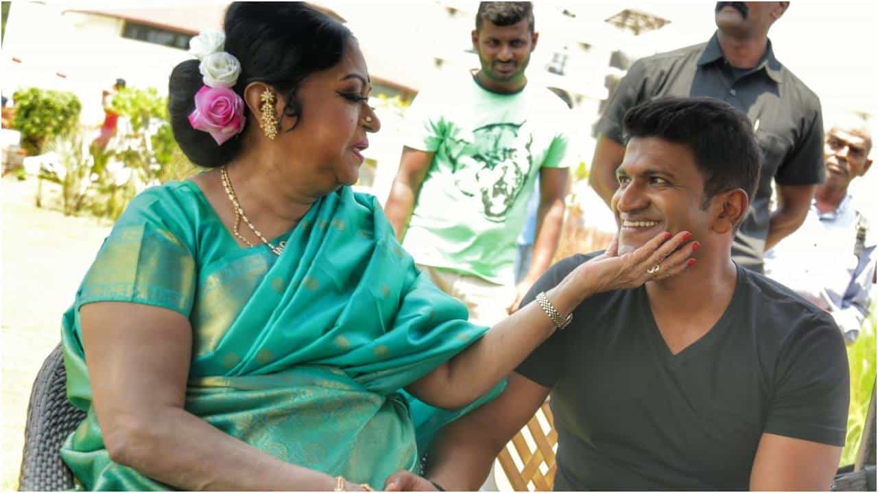 ‘ಪುನೀತ್ ನನ್ನ ಮಗು ಆಗಿದ್ದರೆ ಎಷ್ಟು ಚೆನ್ನಾಗಿರುತ್ತಿತ್ತು’ ಎಂದಿದ್ದರು ಬಿ. ಸರೋಜಾದೇವಿ ‘ಪುನೀತ್ ನನ್ನ ಮಗು ಆಗಿದ್ದರೆ ಎಷ್ಟು ಚೆನ್ನಾಗಿರುತ್ತಿತ್ತು’ ಎಂದಿದ್ದರು ಬಿ. ಸರೋಜಾದೇವಿ