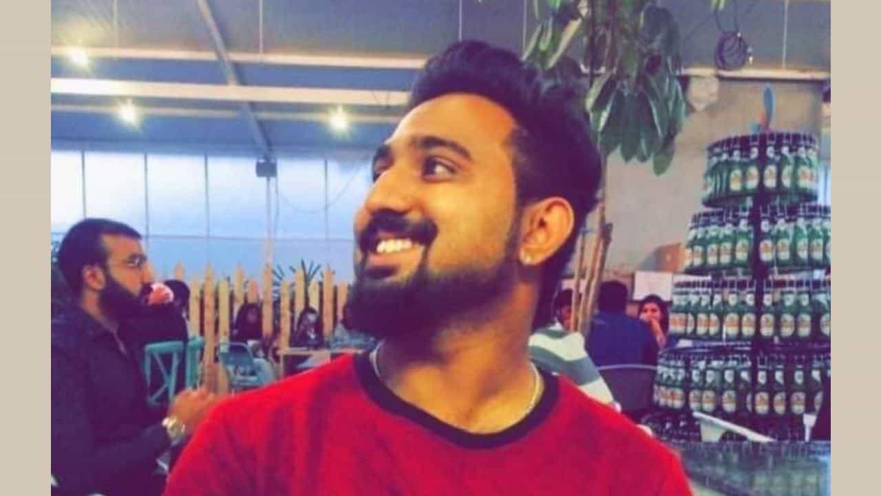 ಬೆಂಗಳೂರು: ರಸ್ತೆ ಗುಂಡಿಗೆ ಬಿದ್ದು ಮತ್ತೊಂದು ಜೀವ ಬಲಿ; ಜಲಮಂಡಳಿಯ ನಿರ್ಲಕ್ಷ್ಯವೇ ಕಾರಣ ಎಂದು ಆಕ್ರೋಶ ಬೆಂಗಳೂರು: ರಸ್ತೆ ಗುಂಡಿಗೆ ಬಿದ್ದು ಮತ್ತೊಂದು ಜೀವ ಬಲಿ; ಜಲಮಂಡಳಿಯ ನಿರ್ಲಕ್ಷ್ಯವೇ ಕಾರಣ ಎಂದು ಆಕ್ರೋಶ