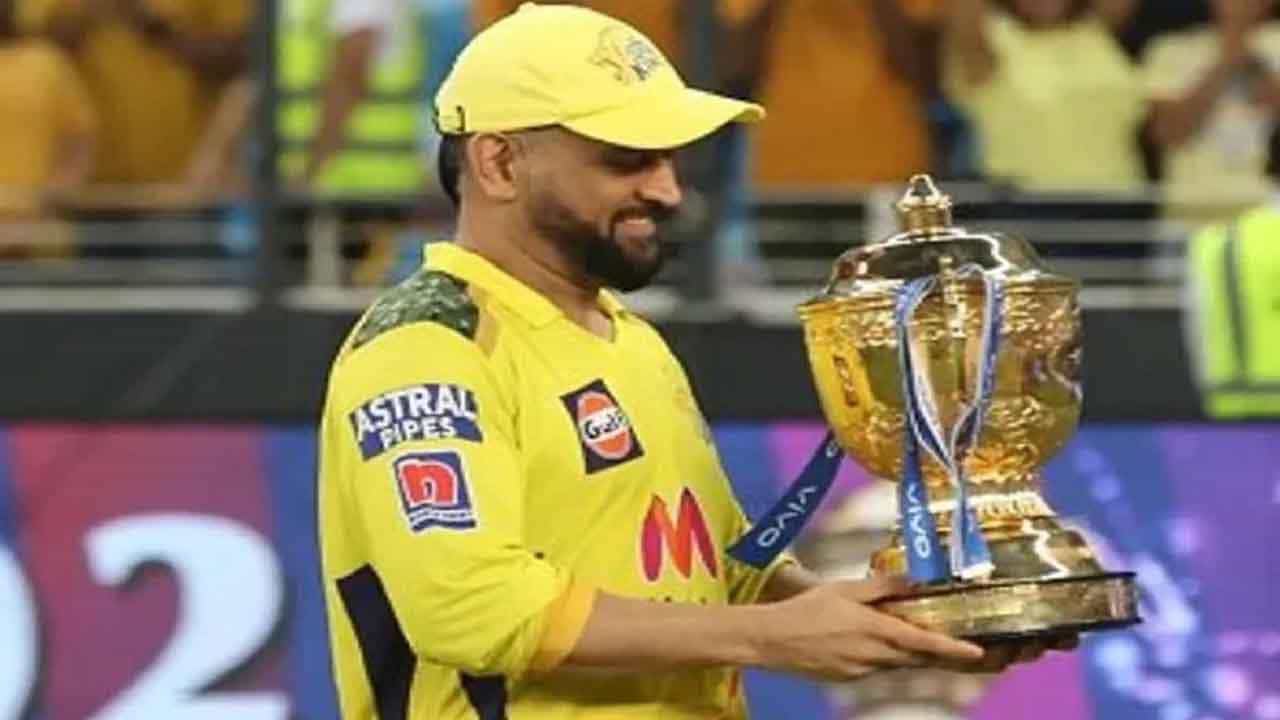 MS Dhoni Quits CSK Captaincy: ಐಪಿಎಲ್ನಲ್ಲಿ ಧೋನಿ ಯಶಸ್ಸಿಗೆ ಪ್ರಮುಖ 5 ಕಾರಣಗಳಿವು MS Dhoni Quits CSK Captaincy: ಐಪಿಎಲ್ನಲ್ಲಿ ಧೋನಿ ಯಶಸ್ಸಿಗೆ ಪ್ರಮುಖ 5 ಕಾರಣಗಳಿವು