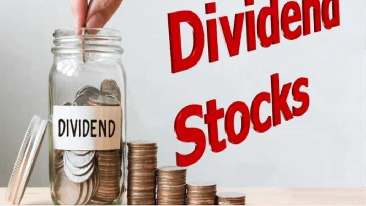 Dividend Payout: ಎನ್ಎಚ್ಪಿಸಿಯಿಂದ ಸರ್ಕಾರಕ್ಕೆ ಮಧ್ಯಂತರ ಲಾಭಾಂಶವಾಗಿ 933.61 ಕೋಟಿ ವಿತರಣೆ Dividend Payout: ಎನ್ಎಚ್ಪಿಸಿಯಿಂದ ಸರ್ಕಾರಕ್ಕೆ ಮಧ್ಯಂತರ ಲಾಭಾಂಶವಾಗಿ 933.61 ಕೋಟಿ ವಿತರಣೆ