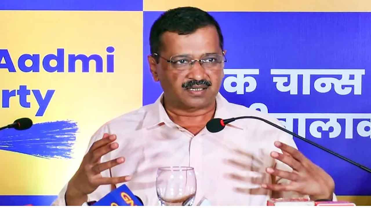 ಗೋವಾದಲ್ಲಿ ಕಾಂಗ್ರೆಸ್ ಅಭ್ಯರ್ಥಿಗಳ ರೆಸಾರ್ಟ್ ವಾಸದ ಬೆನ್ನಲ್ಲೇ ತಮ್ಮ ಅಭ್ಯರ್ಥಿಗಳಿಗೆ ಕಾವಲಾಗಿ ನಿಂತ ಎಎಪಿ ಗೋವಾದಲ್ಲಿ ಕಾಂಗ್ರೆಸ್ ಅಭ್ಯರ್ಥಿಗಳ ರೆಸಾರ್ಟ್ ವಾಸದ ಬೆನ್ನಲ್ಲೇ ತಮ್ಮ ಅಭ್ಯರ್ಥಿಗಳಿಗೆ ಕಾವಲಾಗಿ ನಿಂತ ಎಎಪಿ