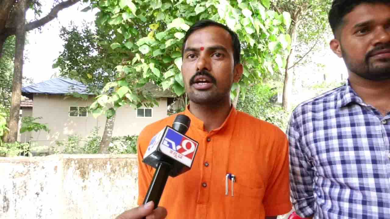 ಕಾಪು ಮಾರಿಪೂಜೆಯಲ್ಲಿ ಮುಸ್ಲಿಂ ವ್ಯಾಪಾರಿಗಳಿಗೆ ಅವಕಾಶವಿಲ್ಲ, ಇದು ಇಡೀ ಹಿಂದೂ ಸಮಾಜದ ಹೋರಾಟ -ಪ್ರಕಾಶ್ ಕುಕ್ಕೆಹಳ್ಳಿ ಕಾಪು ಮಾರಿಪೂಜೆಯಲ್ಲಿ ಮುಸ್ಲಿಂ ವ್ಯಾಪಾರಿಗಳಿಗೆ ಅವಕಾಶವಿಲ್ಲ, ಇದು ಇಡೀ ಹಿಂದೂ ಸಮಾಜದ ಹೋರಾಟ -ಪ್ರಕಾಶ್ ಕುಕ್ಕೆಹಳ್ಳಿ
