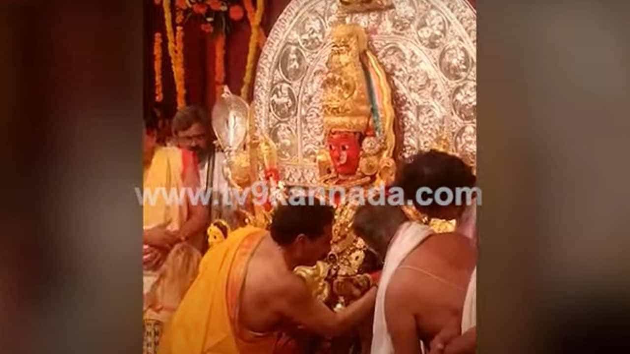 ಒಂಬತ್ತು ದಿನಗಳ ಶಿರಸಿ ಮಾರಿಕಾಂಬ ದೇವಿ ಜಾತ್ರಾ ಮಹೋತ್ಸವ ಆರಂಭವಾಗಿದೆ, ನೀವಿನ್ನೂ ಹೋಗಿಲ್ವಾ? ಒಂಬತ್ತು ದಿನಗಳ ಶಿರಸಿ ಮಾರಿಕಾಂಬ ದೇವಿ ಜಾತ್ರಾ ಮಹೋತ್ಸವ ಆರಂಭವಾಗಿದೆ, ನೀವಿನ್ನೂ ಹೋಗಿಲ್ವಾ?