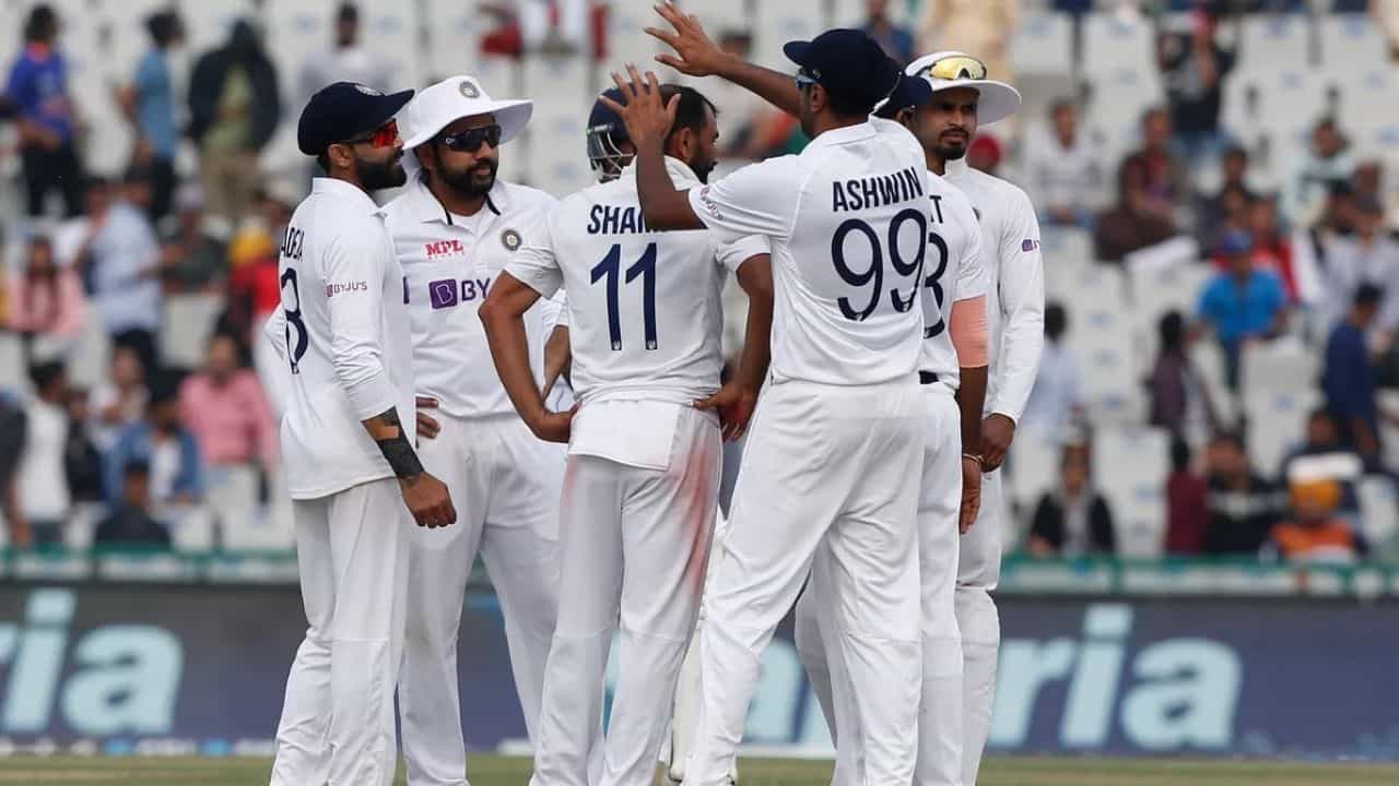 IND vs SL, 2nd Test, Day 2, Highlights: 2ನೇ ದಿನದಾಟ ಅಂತ್ಯ; ಲಂಕಾ 28/1 IND vs SL, 2nd Test, Day 2, Highlights: 2ನೇ ದಿನದಾಟ ಅಂತ್ಯ; ಲಂಕಾ 28/1