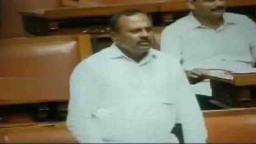 ಇವತ್ತು ಚುನಾವಣೆಗಳು ಪಾರದರ್ಶಕವಾಗಿಲ್ಲ; ಅಧಿಕಾರಿಗಳು ಚುನಾವಣೆ ನಿಲ್ಲುವುದಕ್ಕೆ ಸಮಯ ಫಿಕ್ಸ್ ಮಾಡಬೇಕು -ಶಾಸಕ ಲಿಂಗೇಶ್